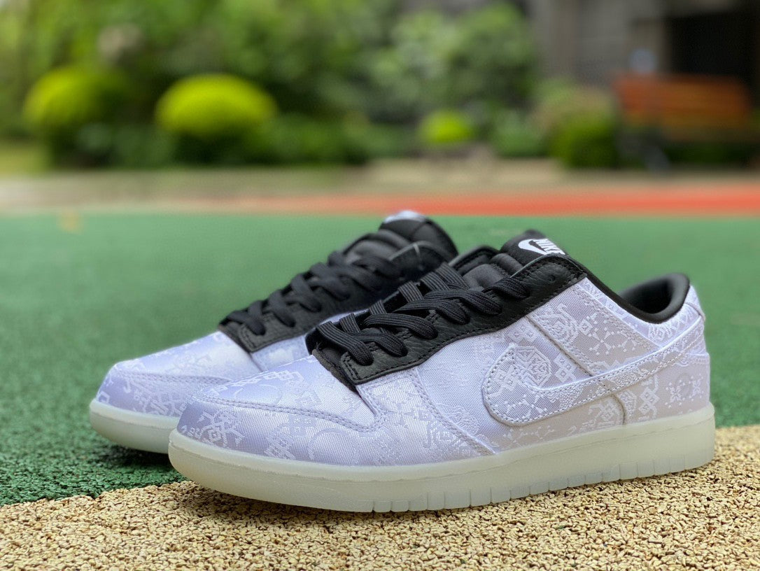 Nike Dunk Low "Fragment Design"